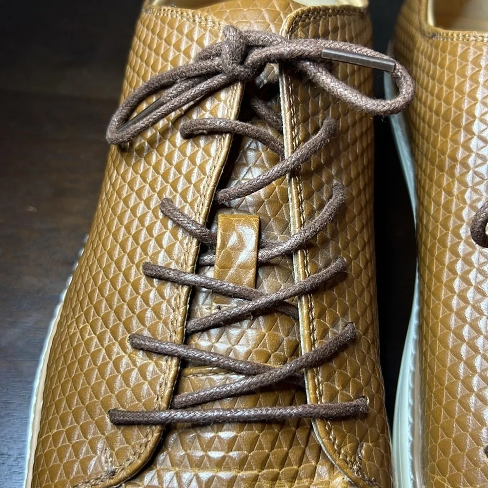 Van Heusen Leather Memory Foam Lace Up Oxford in Cup A Chino